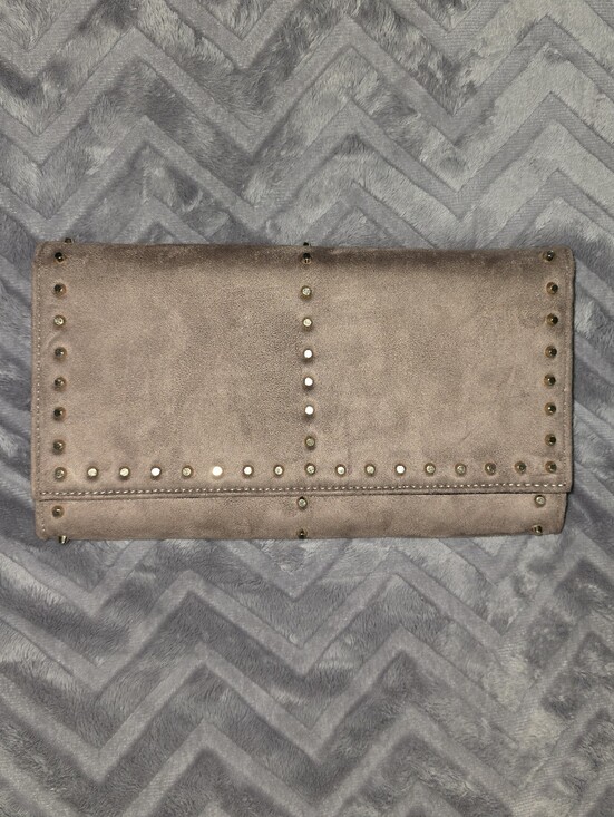 Vigo Fiore Handbags - NWT Vigo Fiore Mauve Faux Suede Studded Envelope Clutch Gold Chain Strap